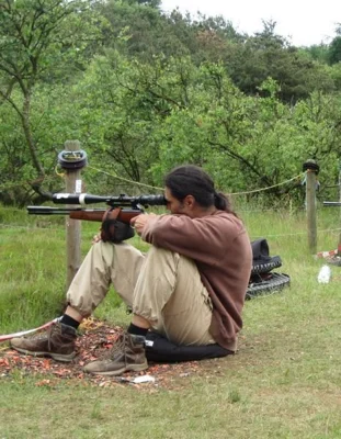 wiki_disciplines_field_target_position_assise.jpg